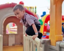 ajarkan sastra kepada anakmu